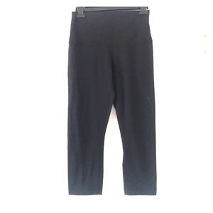 Lululemon high-waisted/ folded top Capri Pants